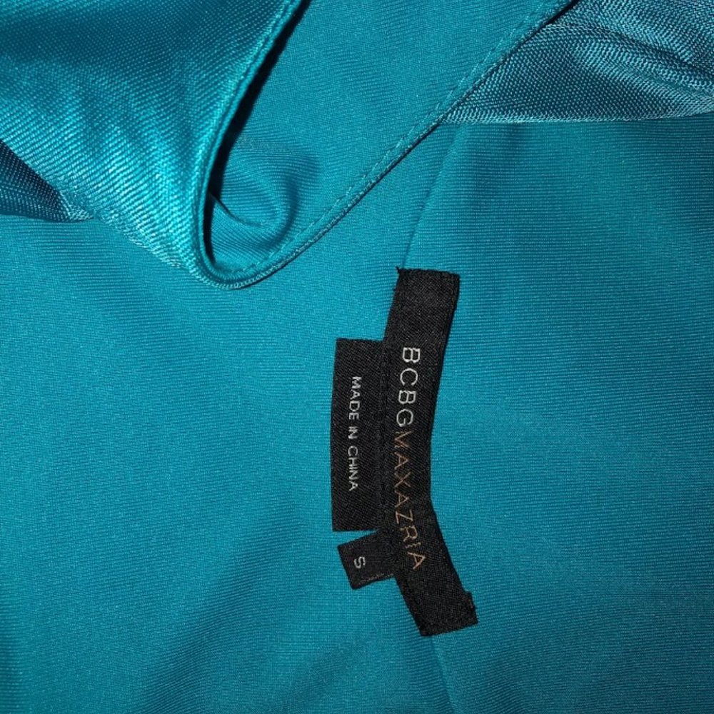 BCBG MaxAzria - Picture 3 of 7